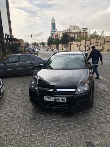 Opel Astra 2005, 197,800 km - 1.4 л - Qusar
