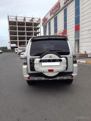 Mitsubishi Pajero 2009, 160,000 km - 3.8 l - Bakı