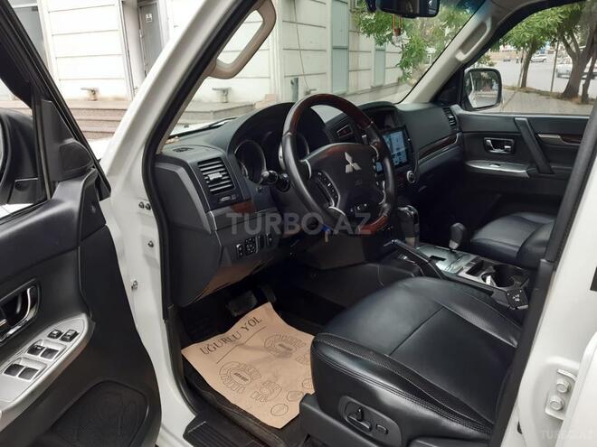 Mitsubishi Pajero 2009, 160,000 km - 3.8 l - Bakı