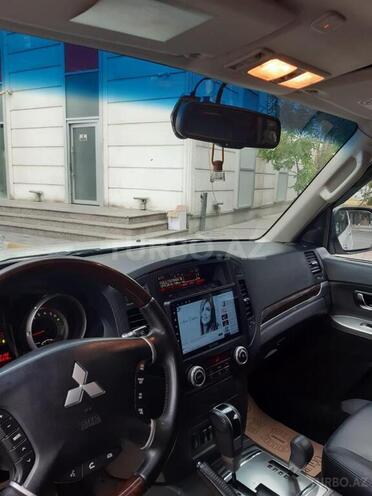 Mitsubishi Pajero 2009, 160,000 km - 3.8 l - Bakı