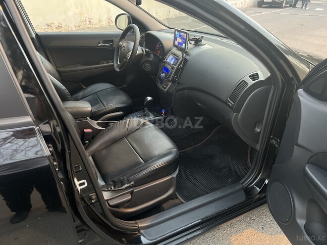 Hyundai i30 2010, 255,000 km - 1.6 l - Bakı