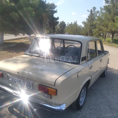 LADA (VAZ) 21011 1984, 47,589 km - 1.5 л - Salyan