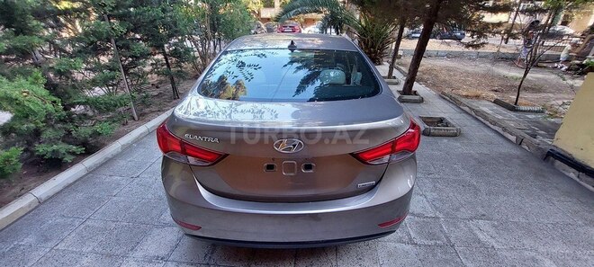 Hyundai Elantra 2015, 25,307 km - 1.8 l - Bakı