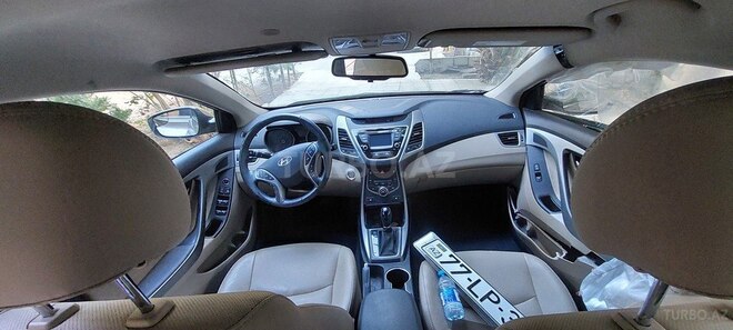 Hyundai Elantra 2015, 25,307 km - 1.8 l - Bakı