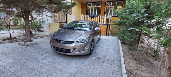 Hyundai Elantra 2015, 25,307 km - 1.8 l - Bakı