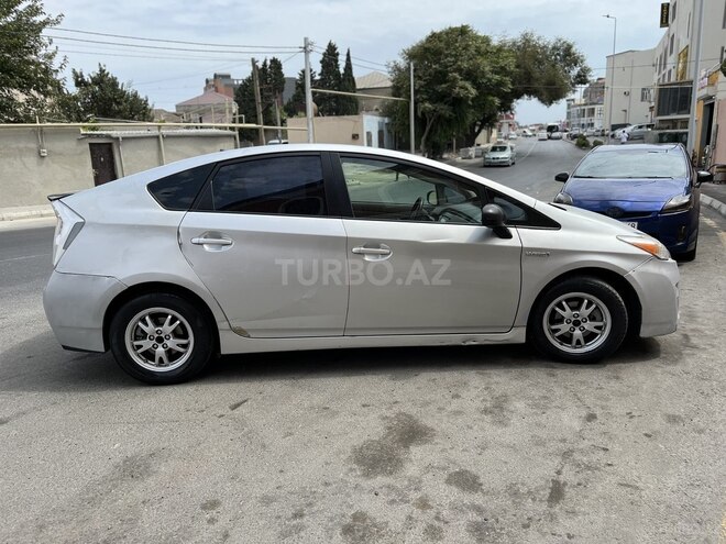 Toyota Prius 2009, 250,000 km - 1.8 л - Bakı