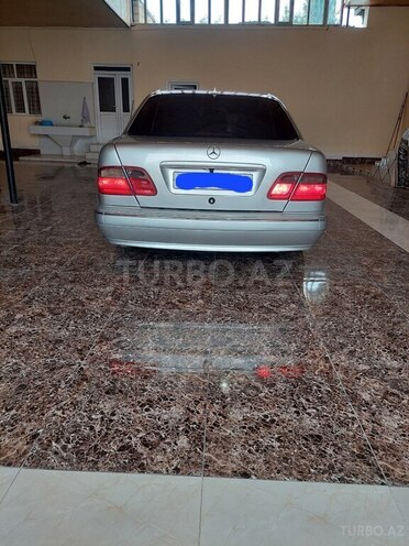 Mercedes E 200 2000, 270,005 km - 2.0 l - Şəmkir