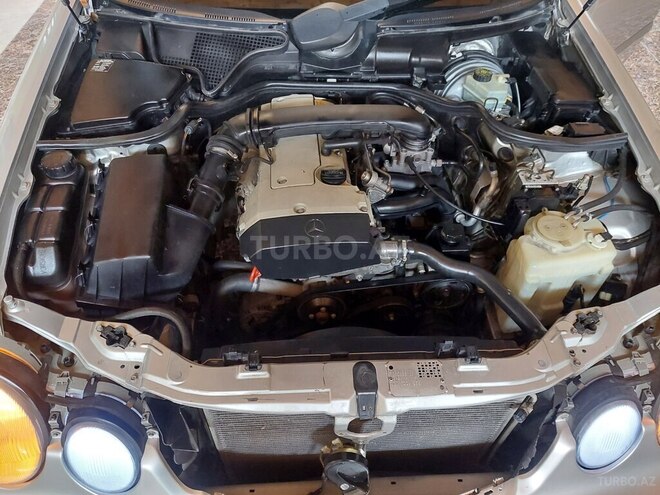 Mercedes E 200 2000, 270,005 km - 2.0 l - Şəmkir