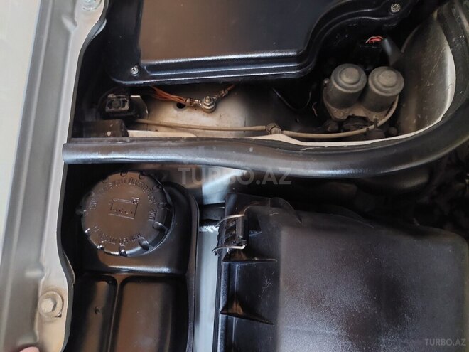Mercedes E 200 2000, 270,005 km - 2.0 l - Şəmkir