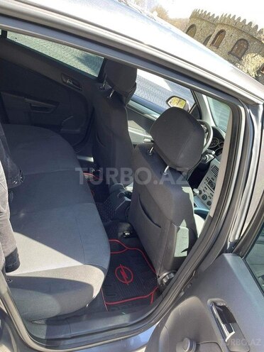 Opel Astra 2009, 140,000 km - 1.4 л - Qax