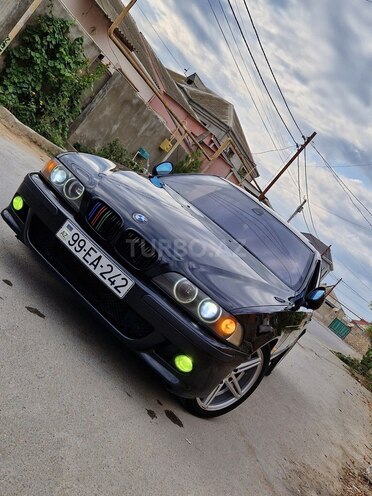 BMW 525 2001, 354,000 km - 2.5 l - Bakı