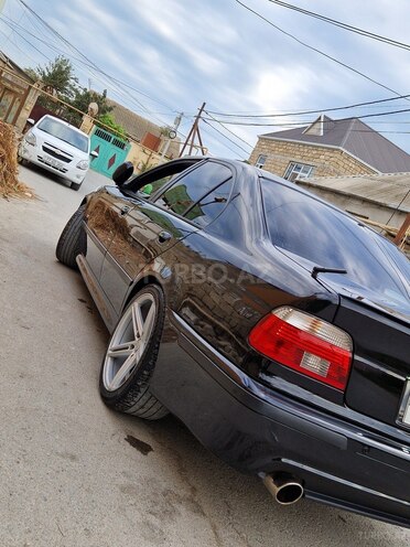 BMW 525 2001, 354,000 km - 2.5 l - Bakı