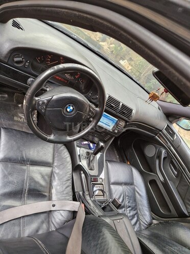 BMW 525 2001, 354,000 km - 2.5 l - Bakı