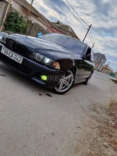 BMW 525 2001, 354,000 km - 2.5 l - Bakı