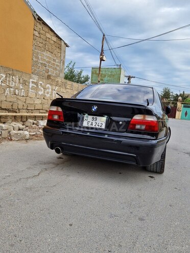 BMW 525 2001, 354,000 km - 2.5 l - Bakı