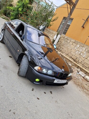BMW 525 2001, 354,000 km - 2.5 l - Bakı