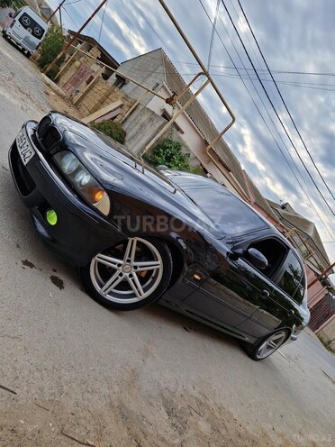 BMW 525 2001, 354,000 km - 2.5 l - Bakı