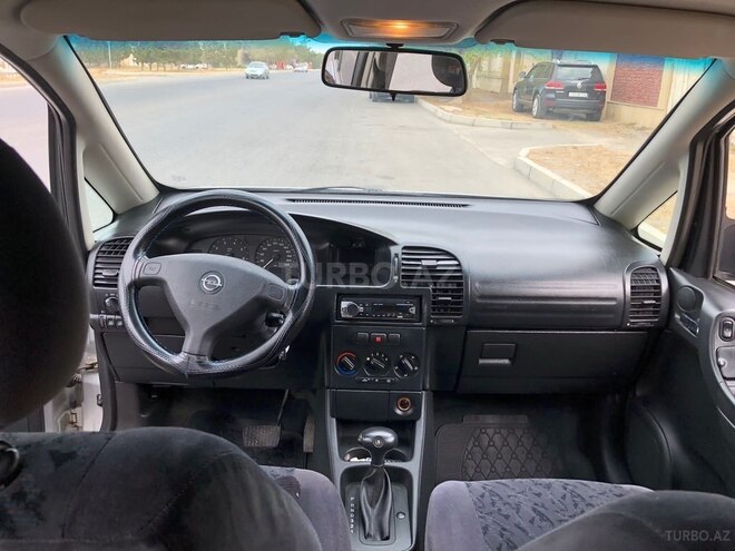 Opel Zafira 2002, 318,000 km - 1.8 l - Sumqayıt