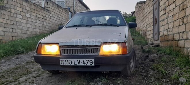 LADA (VAZ) 2108 1988, 228,633 km - 1.6 л - Quba