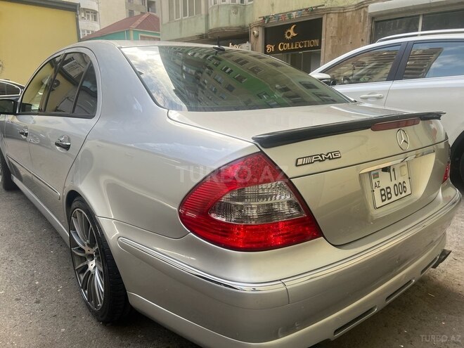 Mercedes E 240 2002, 202,000 km - 2.4 l - Bakı