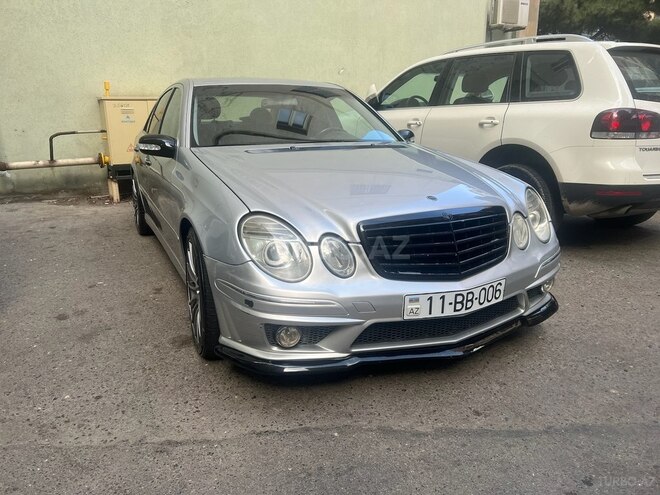 Mercedes E 240 2002, 202,000 km - 2.4 l - Bakı