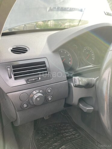 Opel Astra 2009, 200,000 km - 1.4 l - Gəncə