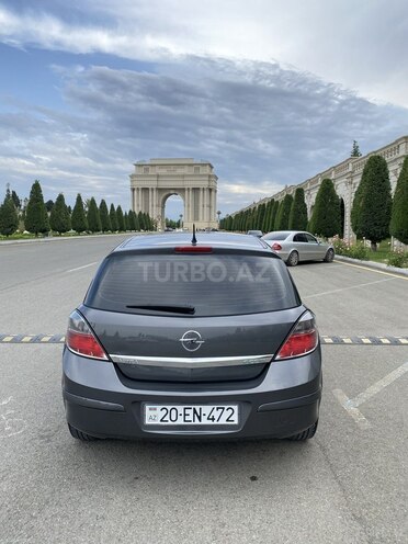 Opel Astra 2009, 200,000 km - 1.4 l - Gəncə