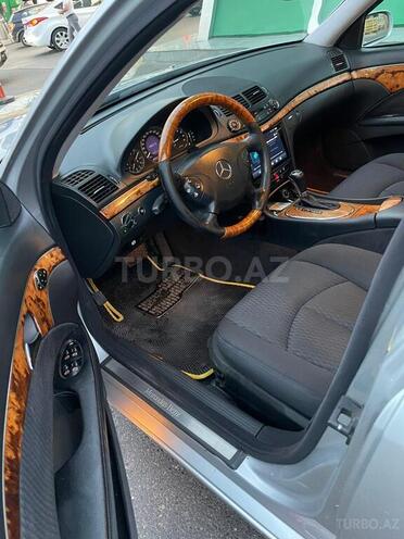 Mercedes E 240 2003, 230,389 km - 2.6 l - Bakı