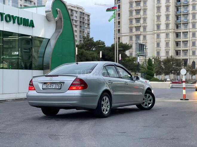 Mercedes E 240 2003, 230,389 km - 2.6 l - Bakı