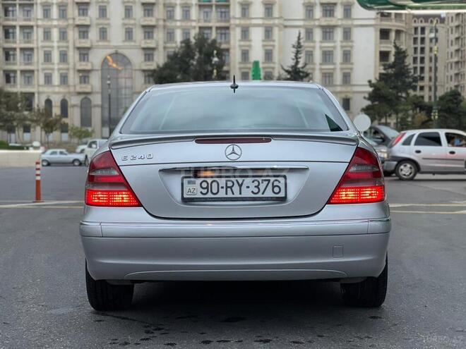 Mercedes E 240 2003, 230,389 km - 2.6 l - Bakı