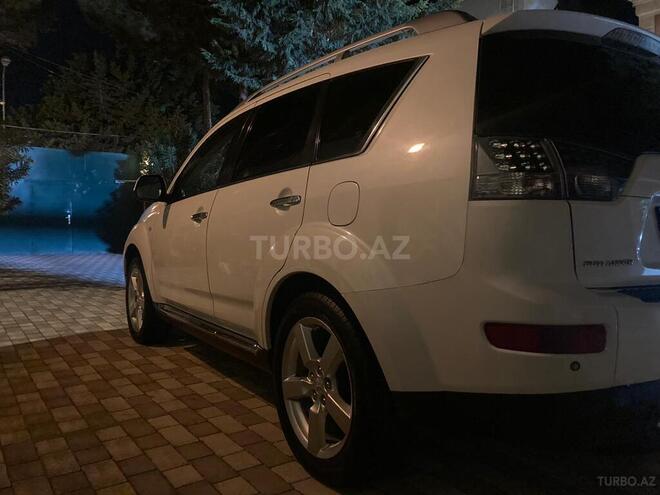Mitsubishi Outlander 2008, 194,344 km - 3.0 l - Bakı