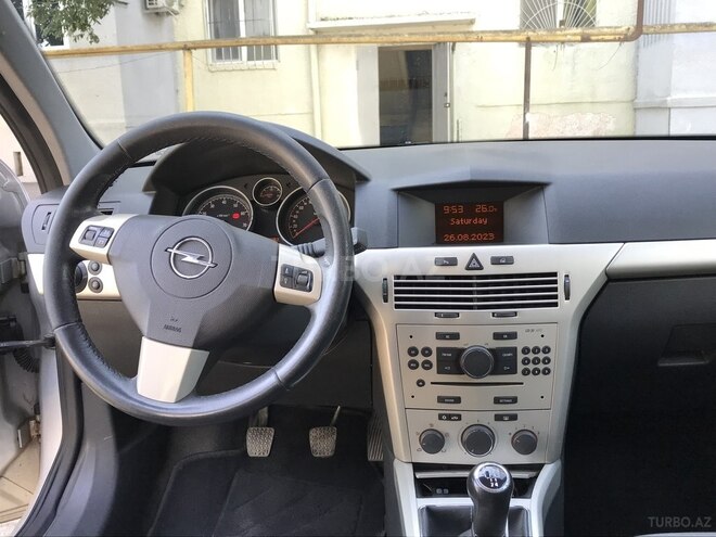 Opel Astra 2008, 127,580 km - 1.4 l - Bakı