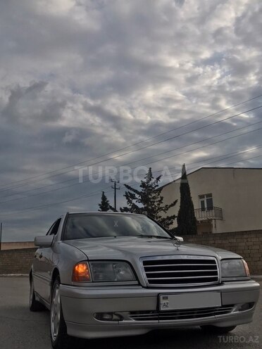 Mercedes C 220 1998, 402,000 km - 2.2 l - Bakı