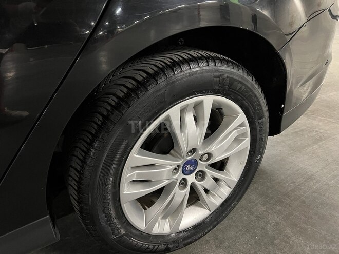 Ford Focus 2011, 216,600 km - 1.6 л - Bakı