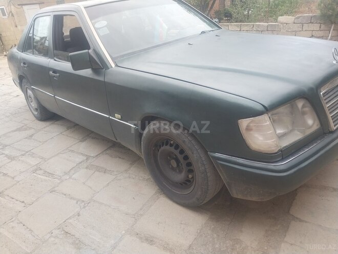 Mercedes E 220 1994, 550,000 km - 2.2 л - Bakı