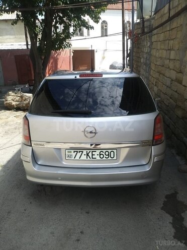 Opel Astra 2006, 240,000 km - 1.3 l - Bakı