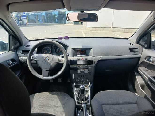 Opel Astra 2006, 240,000 km - 1.3 l - Bakı