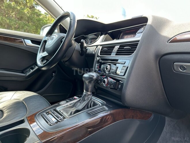 Audi A4 2014, 124,000 km - 1.8 l - Bakı