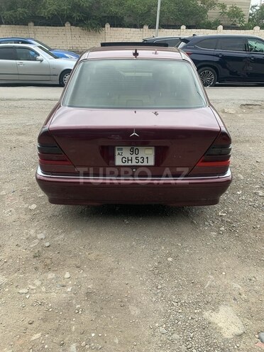 Mercedes C 230 1998, 240,000 km - 2.3 l - Bakı
