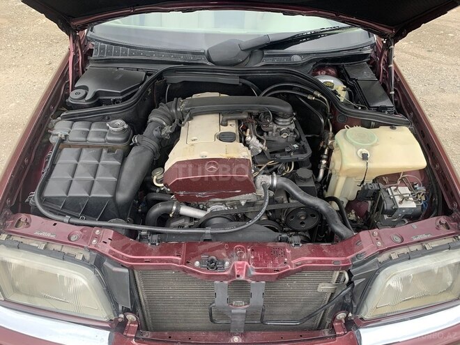 Mercedes C 230 1998, 240,000 km - 2.3 l - Bakı