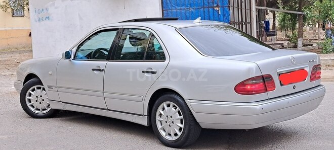 Mercedes E 240 1998, 289,000 km - 2.4 л - Sumqayıt