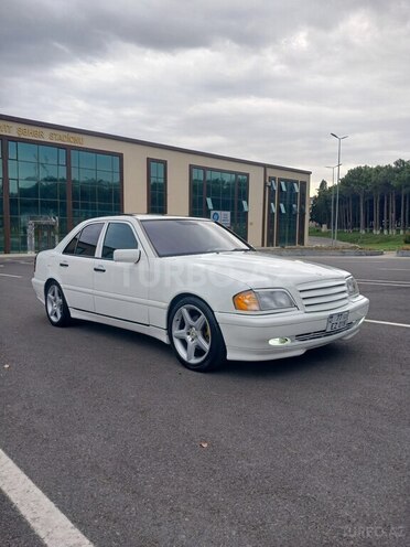 Mercedes C 230 2000, 325,000 km - 2.3 l - Sumqayıt