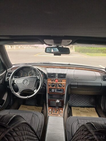 Mercedes C 230 2000, 325,000 km - 2.3 l - Sumqayıt