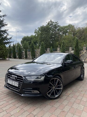 Audi A4 2012, 250,000 km - 2.0 l - Bakı