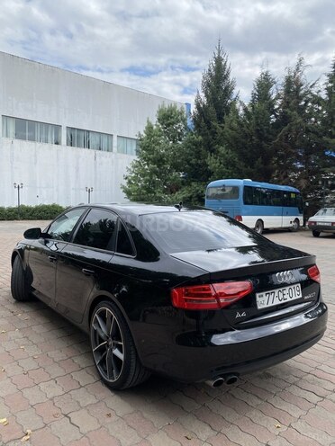Audi A4 2012, 250,000 km - 2.0 l - Bakı