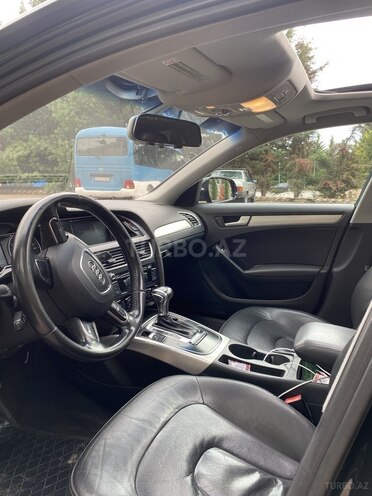Audi A4 2012, 250,000 km - 2.0 l - Bakı