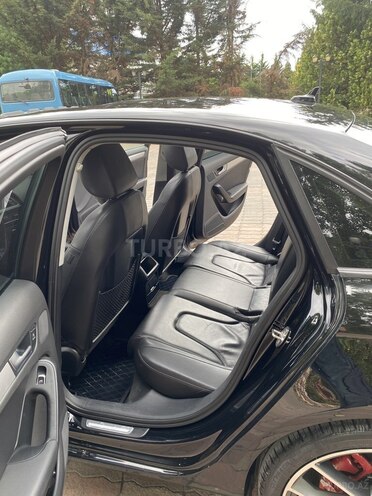 Audi A4 2012, 250,000 km - 2.0 l - Bakı