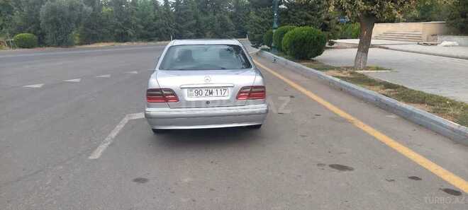 Mercedes E 220 1999, 537,000 km - 2.2 l - Ağdam