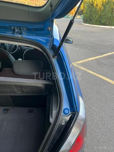 Kia Rio 2006, 338,000 km - 1.5 л - Qazax