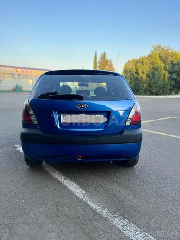 Kia Rio 2006, 338,000 km - 1.5 л - Qazax